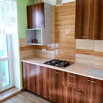 Гурія Бухала вул. (6-та Гвардійська), 1