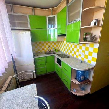 Луї Пастера вул., 324