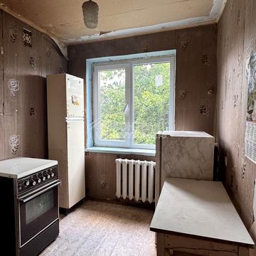 Світла вул., 45