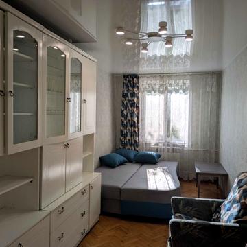 Науки просп., 33