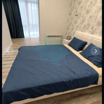 Набережна Перемоги вул., 42