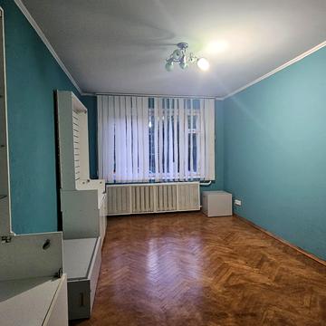 Андрія Малишка вул., 3