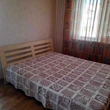 Володимира Івасюка просп. (Героїв Сталінграду), 60