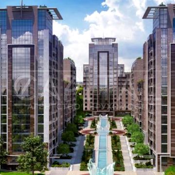 Саперне Поле вул., 5