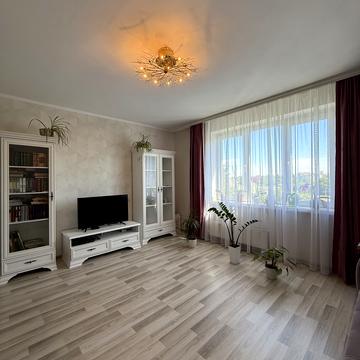 Віктора Чукаріна вул., 2