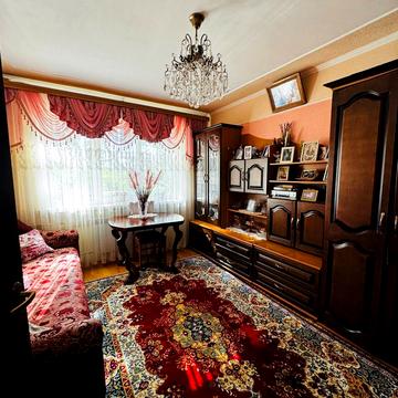 Героїв Майдану вул. (Червоноармійська), 77-А