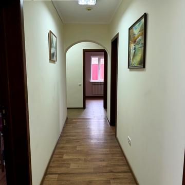 Залізнична вул., 54
