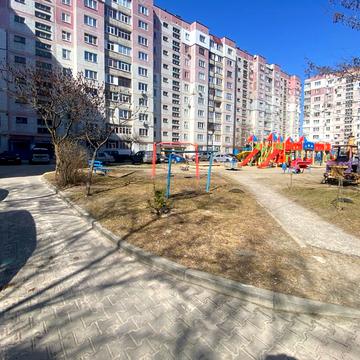 Михайла Лушпи просп., 39/2