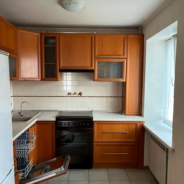 Голосіївський просп. (40-річчя Жовтня), 120к3