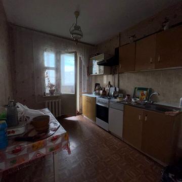 Ярослава Баїса вул. (Володимира Висоцького), 8