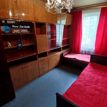 Дніпровська набережна вул., 11