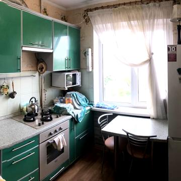 Академіка Корольова вул., 42