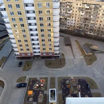 Владислава Бувалкіна вул. (Бочарова Генерала), 35-Б