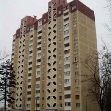 Байди-Вишневецького вул. (Осиповського), 1