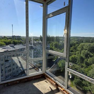 Тернопільська вул., (Будинок)