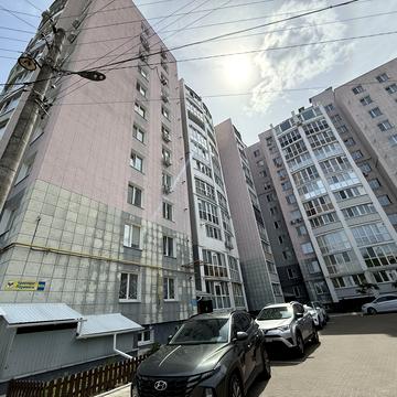 Перемоги вул., 60а