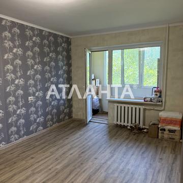 Академіка Корольова вул., 1