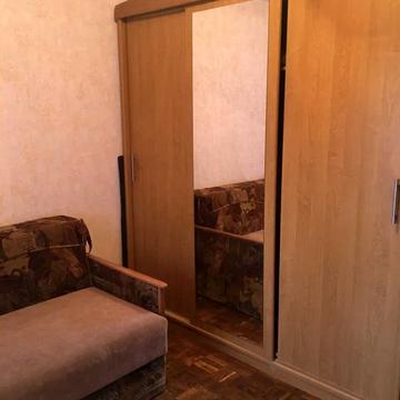 Богатирська вул., 10