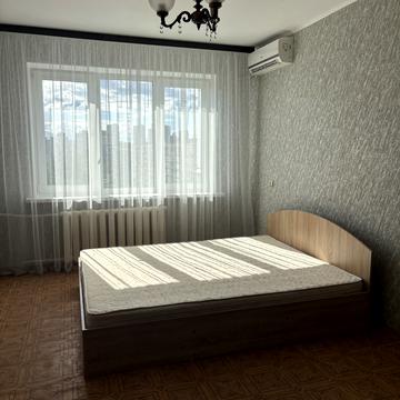 Олександра Архипенка вул. (Мате Залки), 3-А