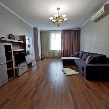 Святослава Хороброго вул., 7