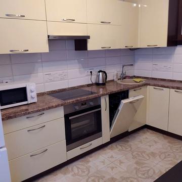 Пасічна вул., 169в