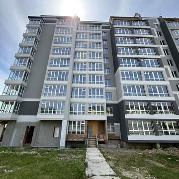 Степана Бандери вул., (Будинок)