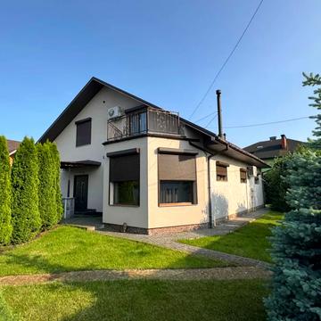 Лисенка, 38