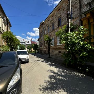 Дзюби вул. (Володимира Маяковського), 24