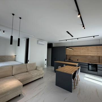 Велика Арнаутська вул., 23б