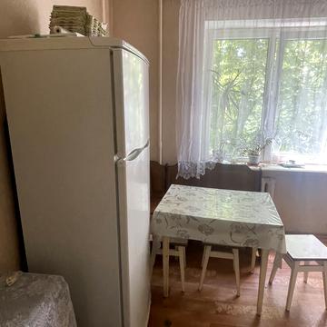 Героїв просп., 4