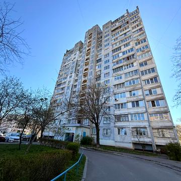 Миколи Закревського вул., 33