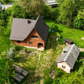 Прикарпатська, 1