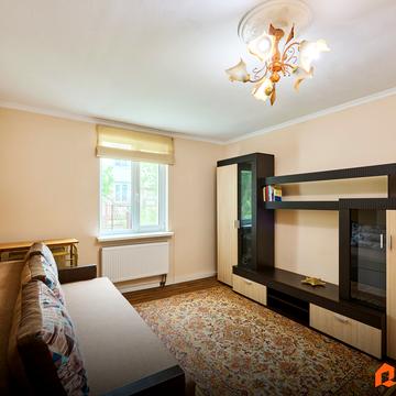 Гагаріна вул., 8/2