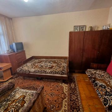 Дмитра Павличка просп., 3