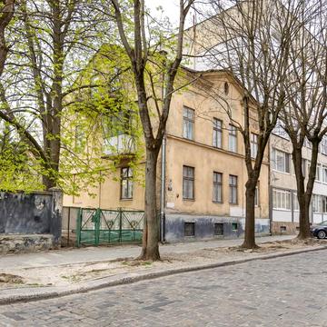 Григорія Квітки-Основяненка вул., 22
