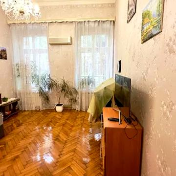 Новосельського вул., 98