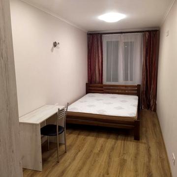 Соборності просп. (Воззєднання), 24