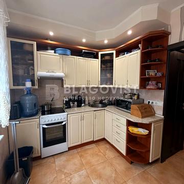 Миколи Бажана просп., 34