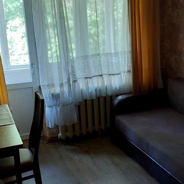Романа Ратушного вул. (Волгоградська), 11