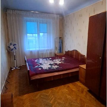 Автозаводська вул., 11