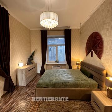 Європейська вул. (Карла Маркса), 2