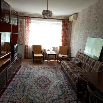 Академіка Корольова вул., 92