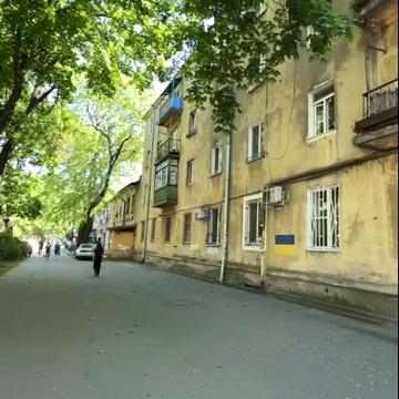 Запорізька вул., 10