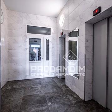 Єлизавети Чавдар вул., 18
