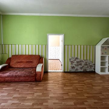Костянтинівська вул., 37