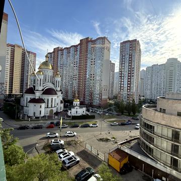 Бориса Гмирі вул., 9