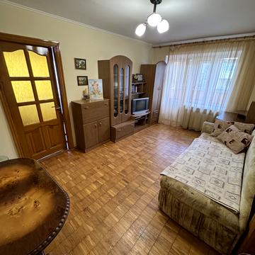 Степана Бандери вул., 51