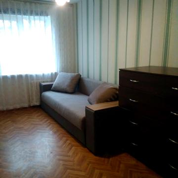 Садовопаркова вул., 4