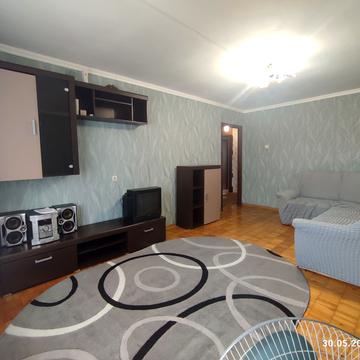Рози Ауслендер вул., 42