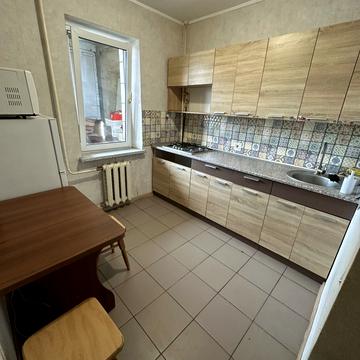 Архітектора Вербицького вул., 4
